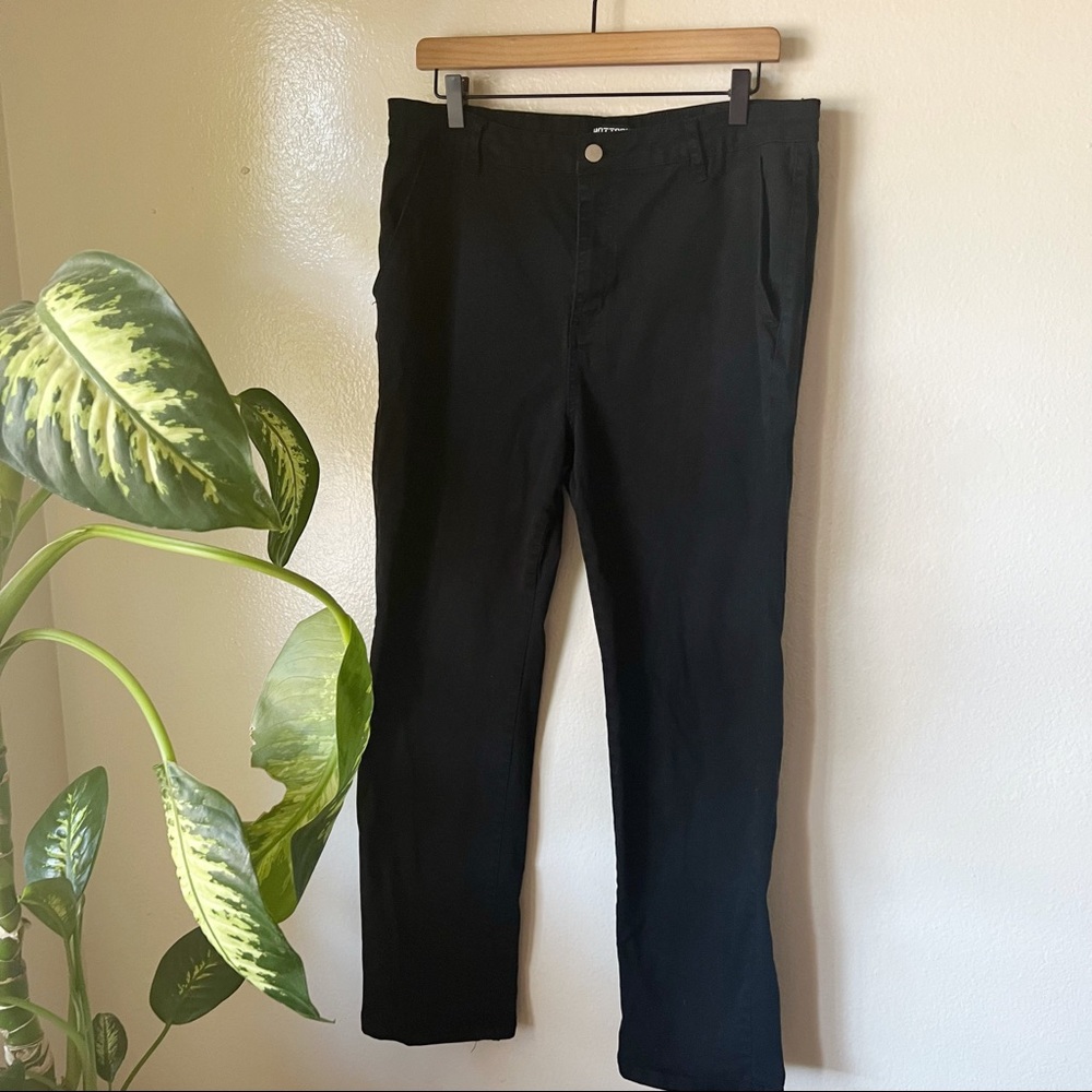 Hot Topic | Straight Leg Pants